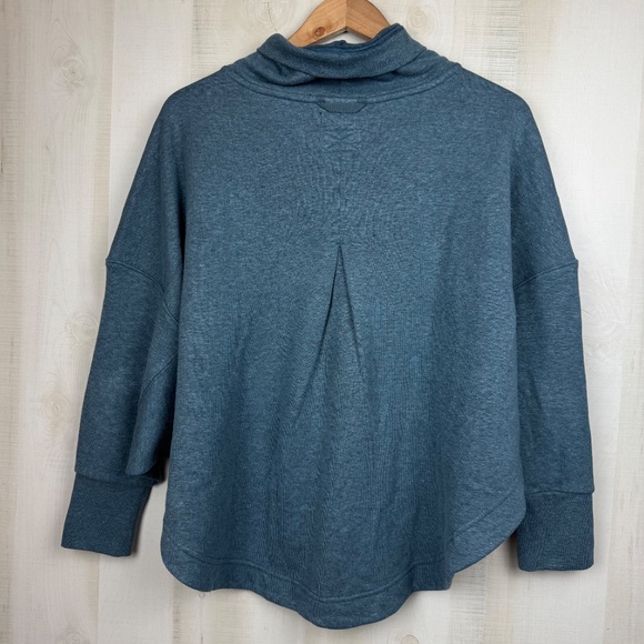 PraNa Women’s Cozy Up Poncho High Neck Batwing Sweatshirt Grey Blue Heather Sz S - Picture 6 of 9